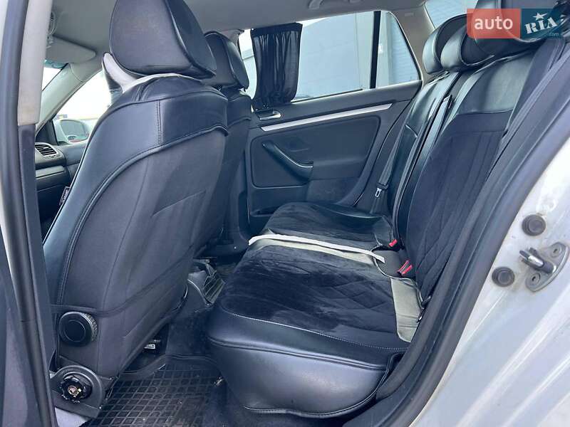 Універсал Volkswagen Golf 2012 в Львові фото 29 Універсал Volkswagen Golf 2012 в Львові