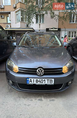 Универсал Volkswagen Golf 2009 в Киеве