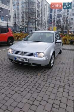 Хэтчбек Volkswagen Golf 2002 в Ивано-Франковске