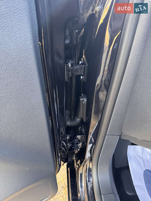 Хэтчбек Volkswagen Golf 2011 в Виннице