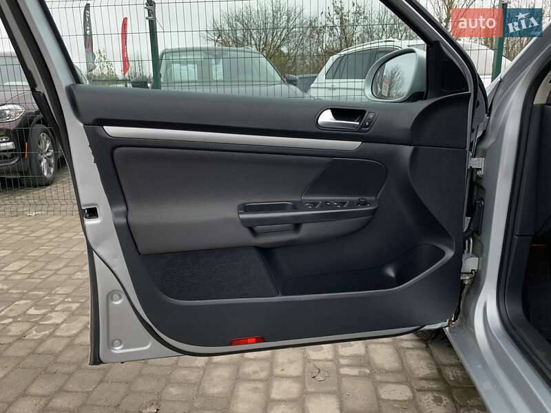 Универсал Volkswagen Golf 2013 в Бердичеве