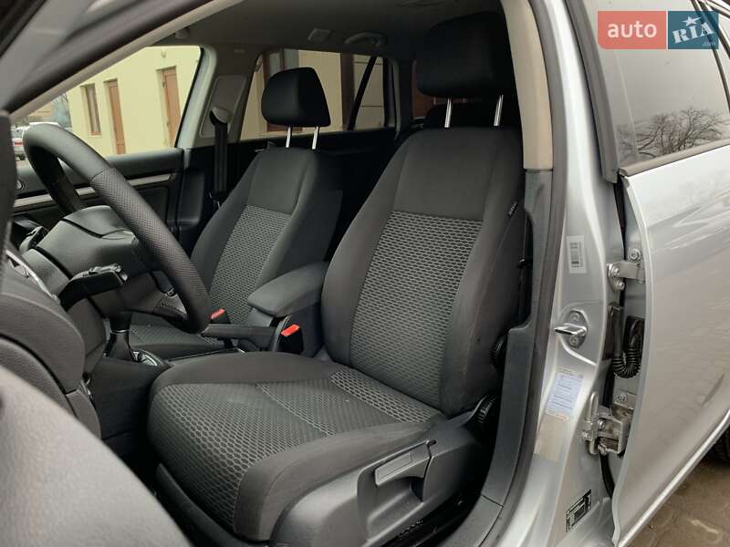 Универсал Volkswagen Golf 2013 в Бердичеве