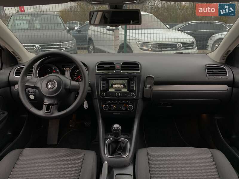 Универсал Volkswagen Golf 2013 в Бердичеве