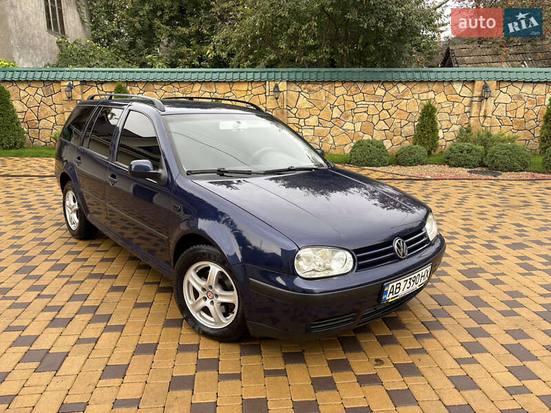 Універсал Volkswagen Golf 2002 в Могилів-Подільському