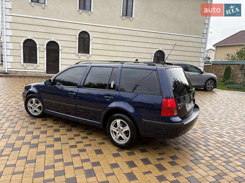 Універсал Volkswagen Golf 2002 в Могилів-Подільському
