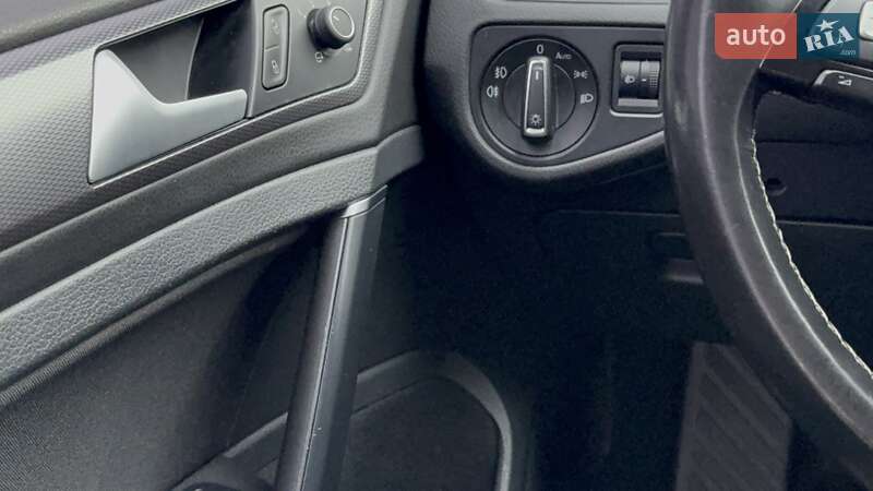 Хэтчбек Volkswagen Golf 2015 в Любомле