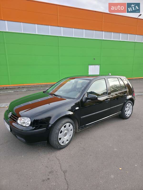 Хэтчбек Volkswagen Golf 2000 в Ровно фото 3 Хэтчбек Volkswagen Golf 2000 в Ровно