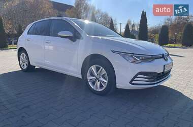 Хетчбек Volkswagen Golf 2021 в Чернівцях