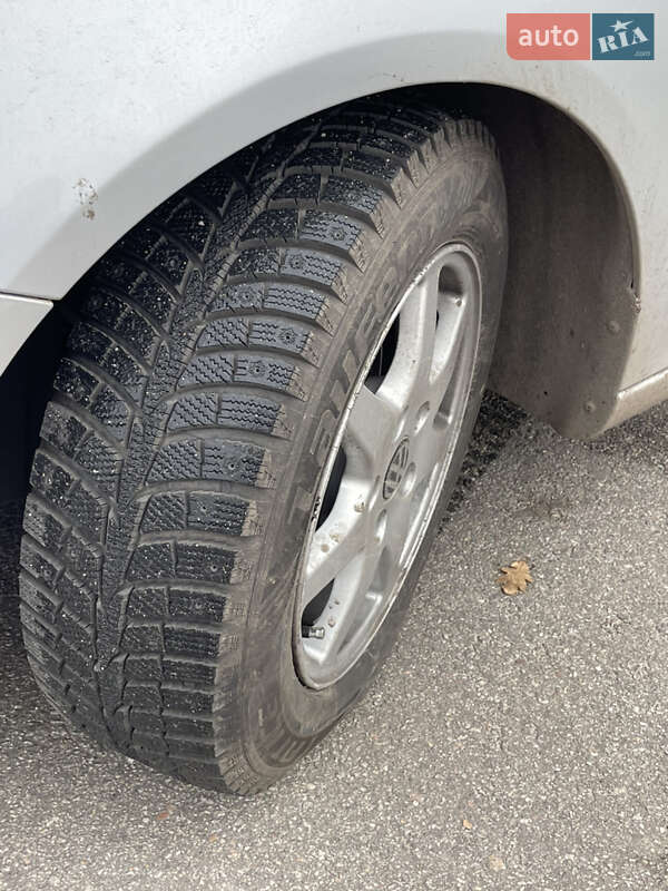 Хетчбек Volkswagen Golf 2008 в Кропивницькому фото 2 Хетчбек Volkswagen Golf 2008 в Кропивницькому