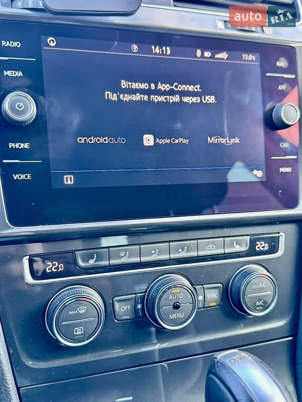 Универсал Volkswagen Golf 2017 в Луцке