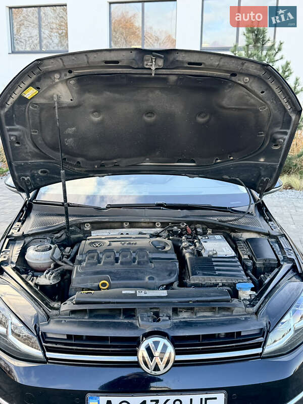 Универсал Volkswagen Golf 2017 в Луцке