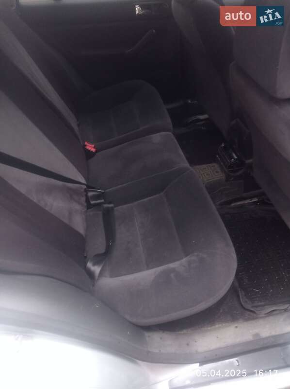 Универсал Volkswagen Golf 2005 в Житомире