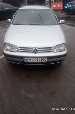 Универсал Volkswagen Golf 2005 в Житомире