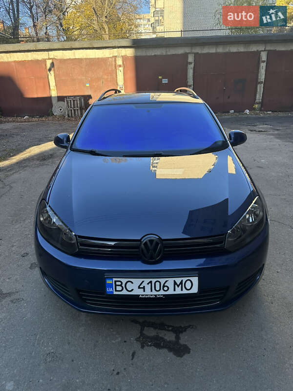Универсал Volkswagen Golf 2009 в Львове