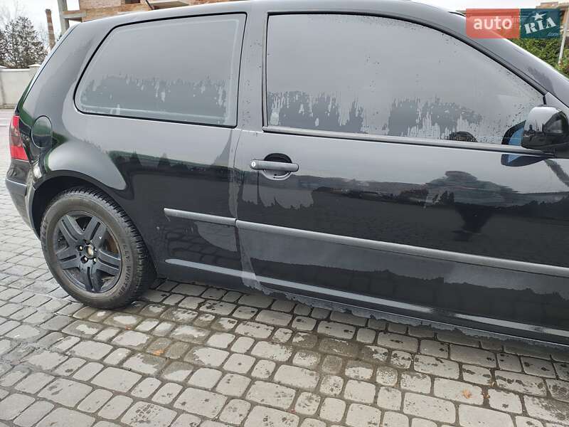 Хэтчбек Volkswagen Golf 2001 в Ивано-Франковске фото 3 Хэтчбек Volkswagen Golf 2001 в Ивано-Франковске