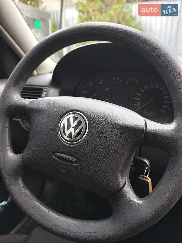 Хэтчбек Volkswagen Golf 2001 в Ивано-Франковске фото 7 Хэтчбек Volkswagen Golf 2001 в Ивано-Франковске