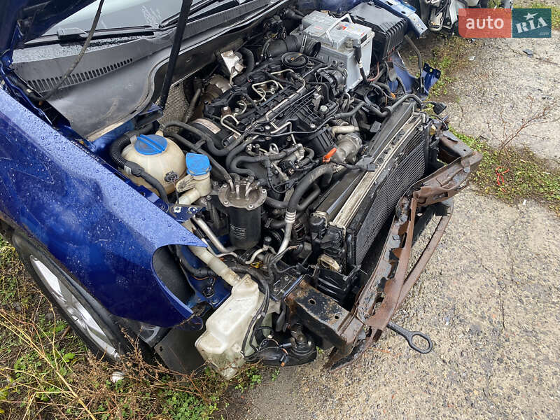 Хэтчбек Volkswagen Golf 2010 в Виннице