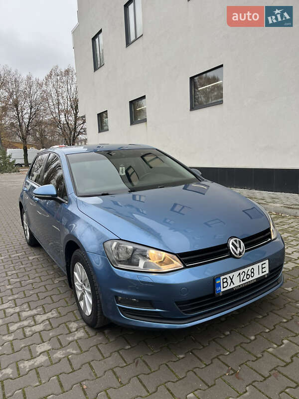 Хэтчбек Volkswagen Golf 2013 в Хмельницком