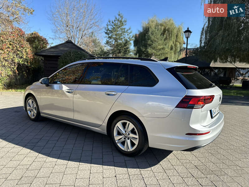 Универсал Volkswagen Golf 2021 в Калуше