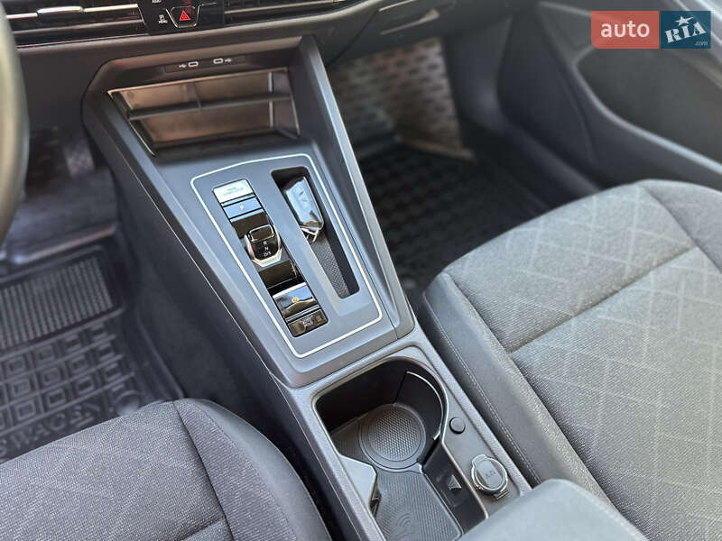 Универсал Volkswagen Golf 2021 в Калуше