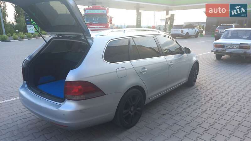 Универсал Volkswagen Golf 2010 в Хмельницком