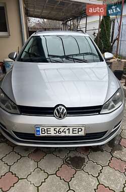 Универсал Volkswagen Golf 2016 в Николаеве