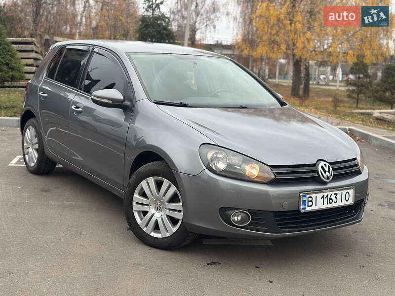 Хэтчбек Volkswagen Golf 2008 в Лубнах