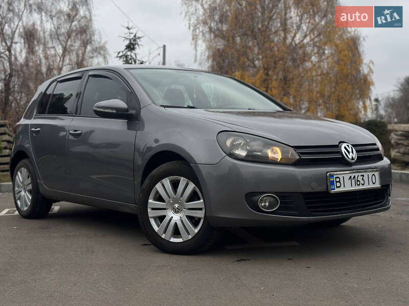 Хэтчбек Volkswagen Golf 2008 в Лубнах