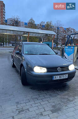 Хэтчбек Volkswagen Golf 2001 в Белой Церкви