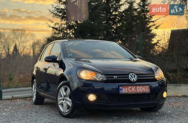Хэтчбек Volkswagen Golf 2010 в Дрогобыче