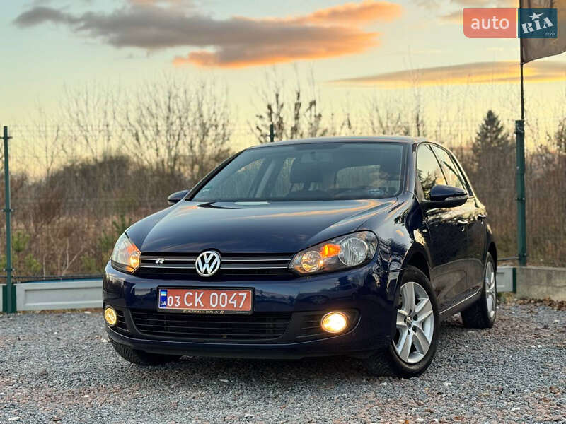 Хэтчбек Volkswagen Golf 2010 в Дрогобыче