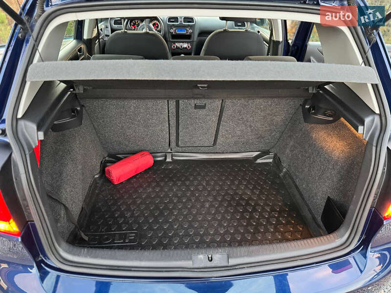 Хэтчбек Volkswagen Golf 2010 в Дрогобыче
