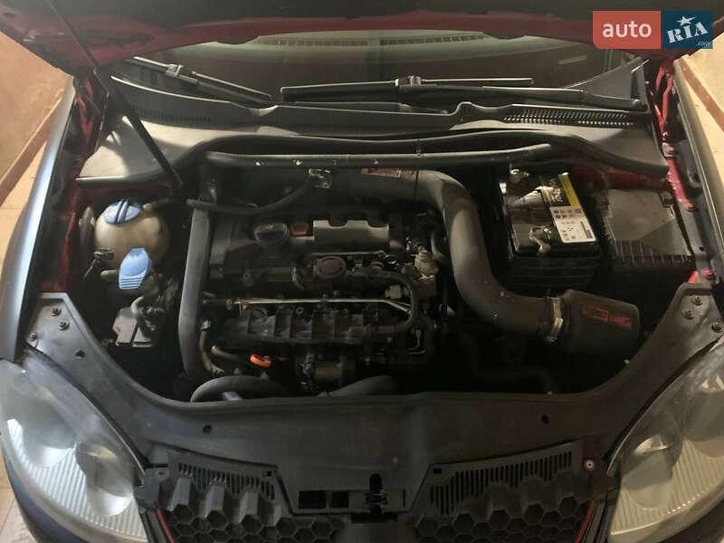 Хэтчбек Volkswagen Golf 2006 в Броварах