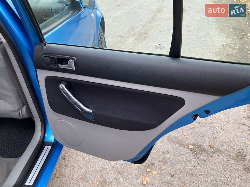 Хэтчбек Volkswagen Golf 2003 в Тернополе фото 31 Хэтчбек Volkswagen Golf 2003 в Тернополе