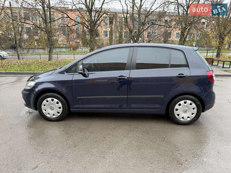 Хэтчбек Volkswagen Golf 2008 в Каменец-Подольском фото 3 Хэтчбек Volkswagen Golf 2008 в Каменец-Подольском