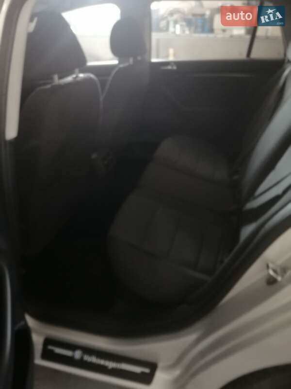 Универсал Volkswagen Golf 2010 в Павлограде фото 5 Универсал Volkswagen Golf 2010 в Павлограде