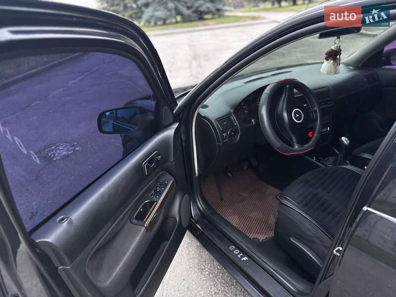 Хэтчбек Volkswagen Golf 2000 в Черкассах фото 10 Хэтчбек Volkswagen Golf 2000 в Черкассах