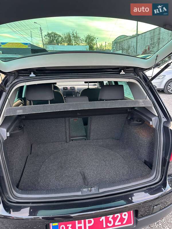 Хэтчбек Volkswagen Golf 2007 в Каменском