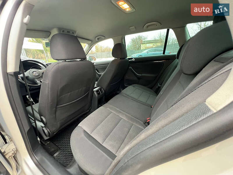 Универсал Volkswagen Golf 2009 в Харькове