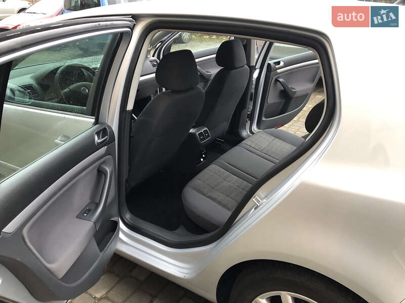 Хетчбек Volkswagen Golf 2007 в Надвірній фото 11 Хетчбек Volkswagen Golf 2007 в Надвірній