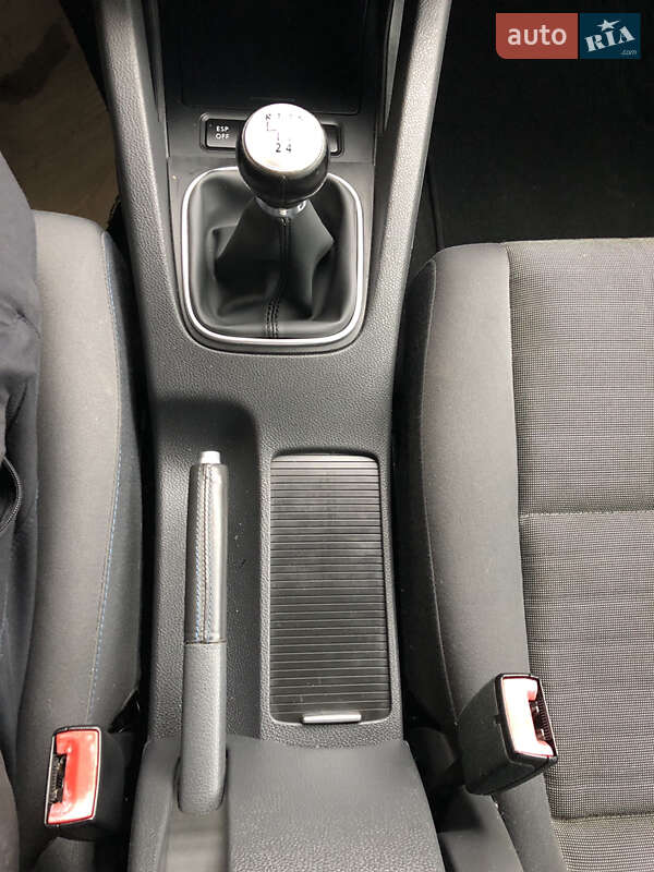 Хетчбек Volkswagen Golf 2007 в Надвірній фото 24 Хетчбек Volkswagen Golf 2007 в Надвірній