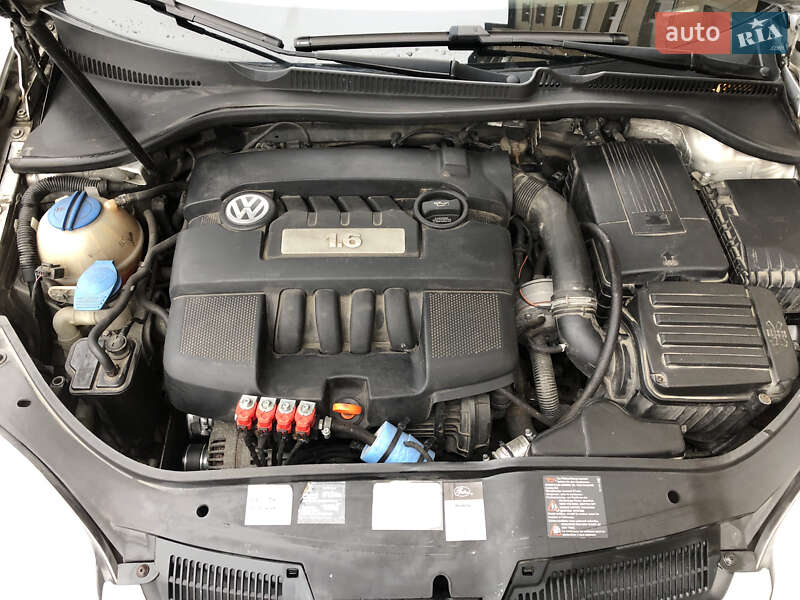 Хетчбек Volkswagen Golf 2007 в Надвірній фото 28 Хетчбек Volkswagen Golf 2007 в Надвірній