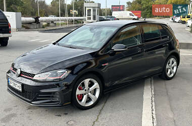 Хетчбек Volkswagen Golf 2020 в Києві