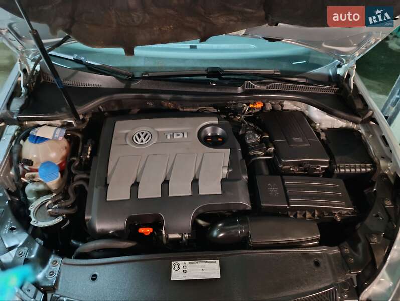 Универсал Volkswagen Golf 2012 в Львове фото 12 Универсал Volkswagen Golf 2012 в Львове