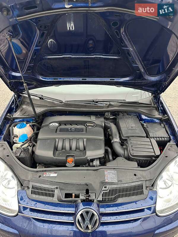 Хэтчбек Volkswagen Golf 2006 в Каменском фото 17 Хэтчбек Volkswagen Golf 2006 в Каменском