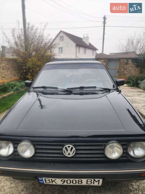 Хэтчбек Volkswagen Golf 1989 в Ровно