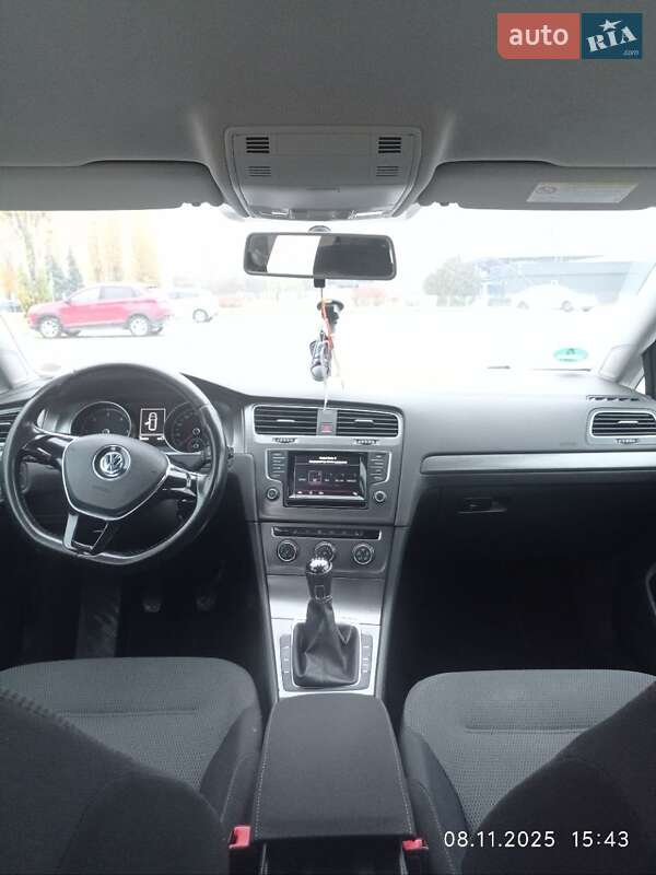 Универсал Volkswagen Golf 2013 в Черкассах