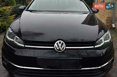 Універсал Volkswagen Golf 2017 в Запоріжжі
