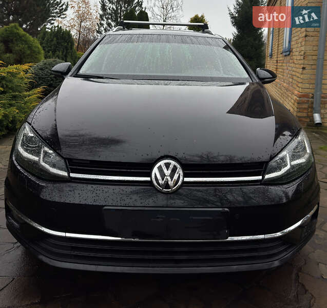 Універсал Volkswagen Golf 2017 в Запоріжжі