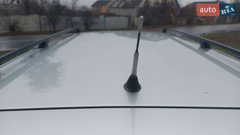 Універсал Volkswagen Golf 2001 в Харкові